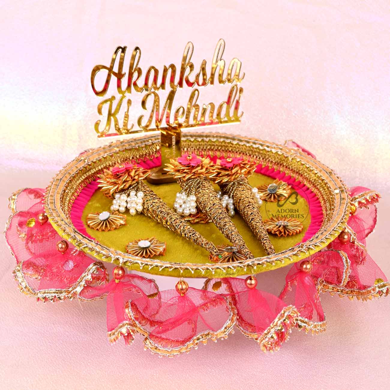 INSPIRATION ALERT: 15 Gorgeous and Quirky Mehendi Accessories for  Brides-to-be | WeddingBazaar