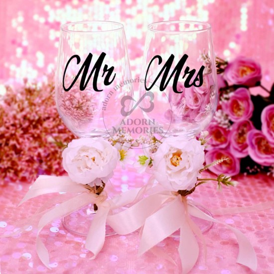 Mr And Mrs Wedding Couple Glasses - Couple Champagne Glass